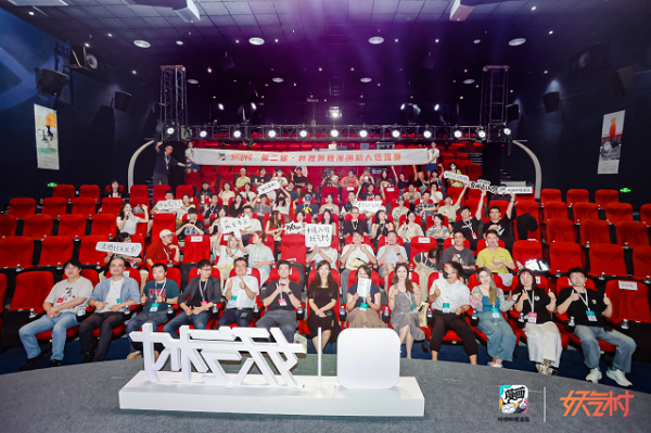 6389208299640456639411821